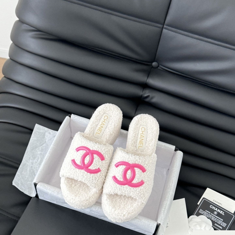 Ch*el slippers